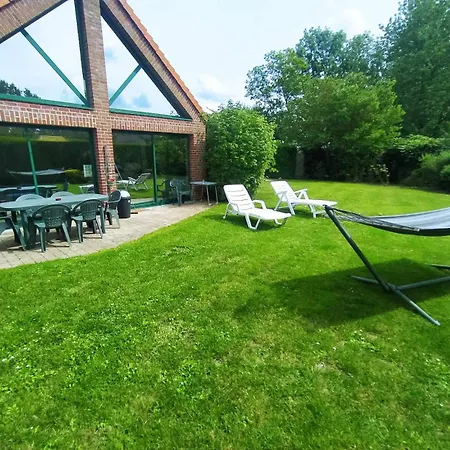 בית הארחה Au Nid D'amour 4*